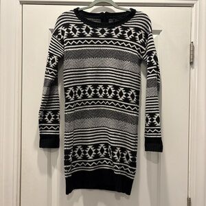 Black and White Patterned Sweater Dress